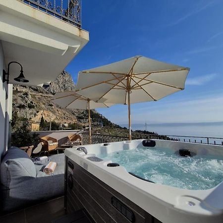 Holliday Home Alida With Jacuzzi ポドゥゴラ エクステリア 写真